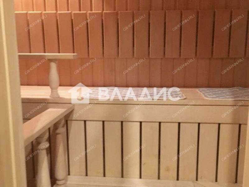 трёхкомнатная квартира на улице Маслякова дом 12А