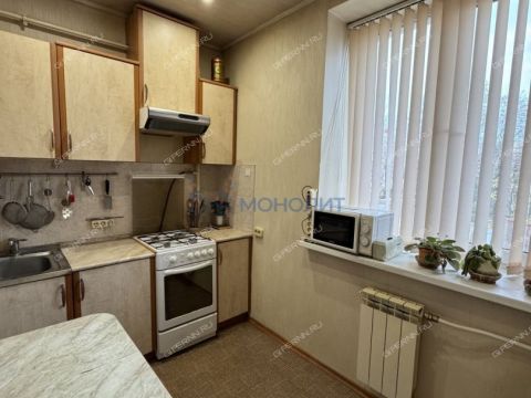 3-komnatnaya-ul-lomonosova-d-10 фото