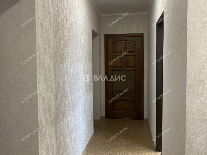 трёхкомнатная квартира на улице Чаадаева дом 10