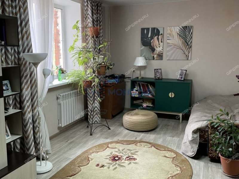 трёхкомнатная квартира на улице Максима Горького дом 148