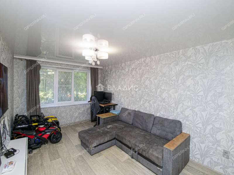 трёхкомнатная квартира на Комсомольской улице дом 19