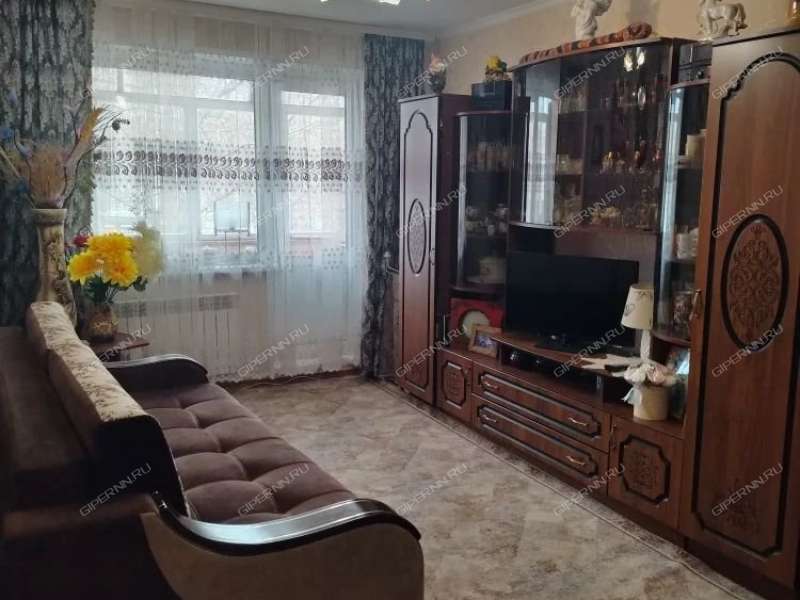 двухкомнатная квартира на проспекте Бусыгина дом 22