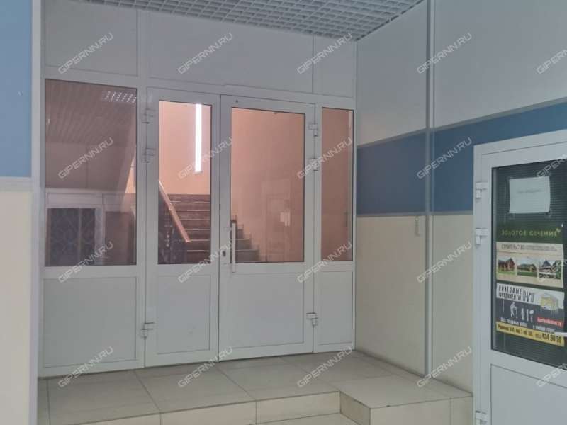 помещение под коммерческую недвижимость на улице Родионова