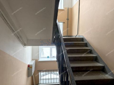 3-komnatnaya-ul-osharskaya-d-94 фото