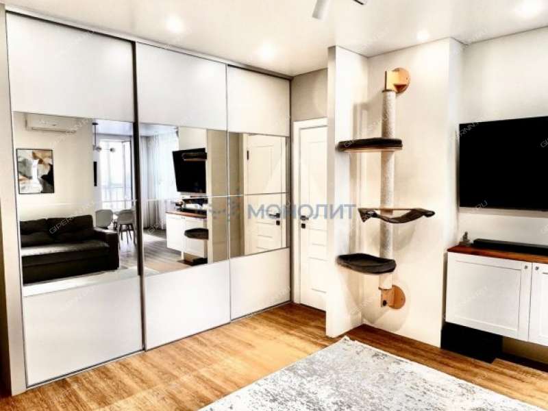 трёхкомнатная квартира на улице Мельникова дом 25