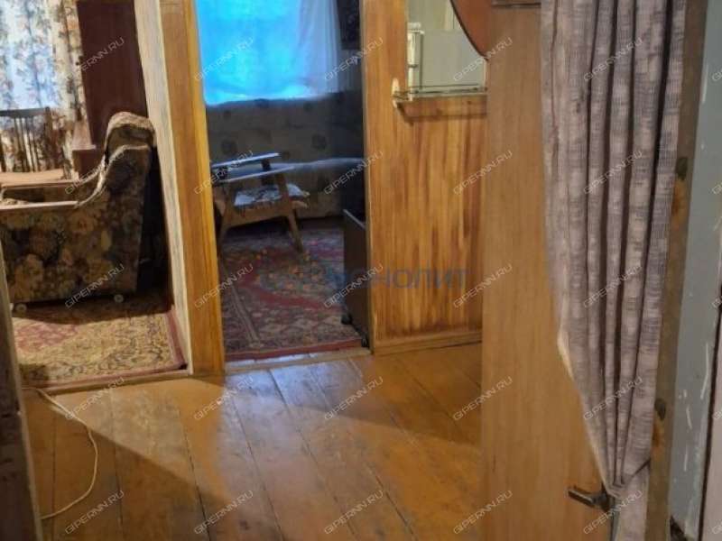 дом на Центральной улице деревня Хабарское