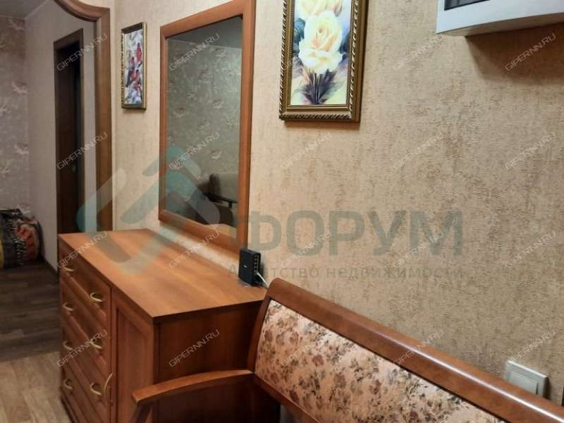 трёхкомнатная квартира на Московском шоссе дом 13