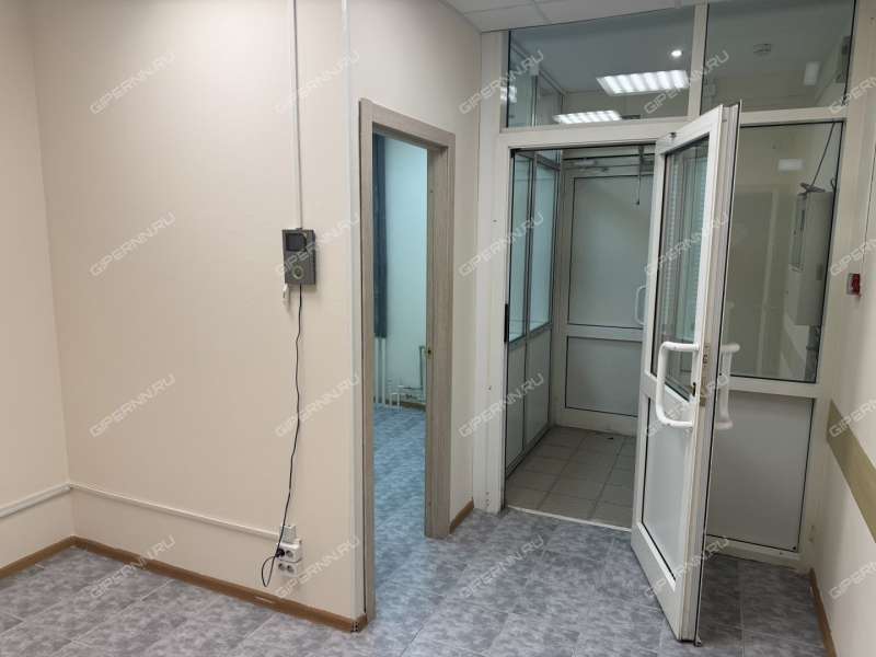 помещение под офис на бульваре 60-летия Октября