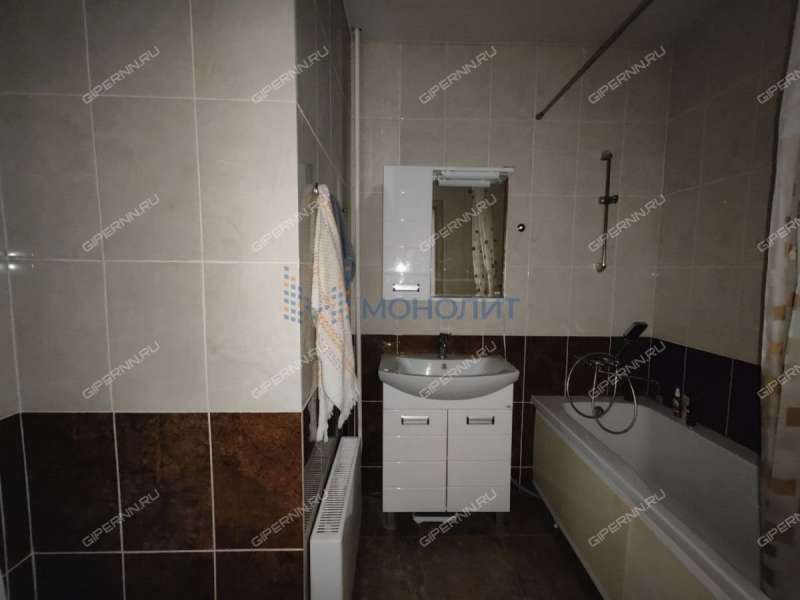 двухкомнатная квартира на бульваре 60-летия Октября дом 23 к4