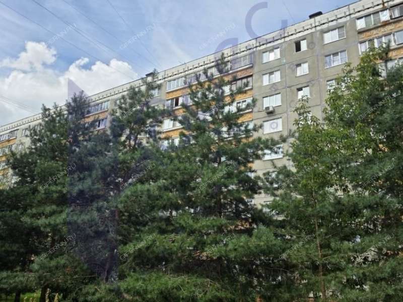 трёхкомнатная квартира на Волжской набережной дом 5