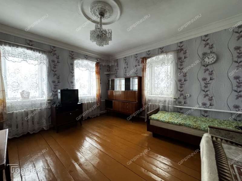 дом на Больничная ул. село Безводное