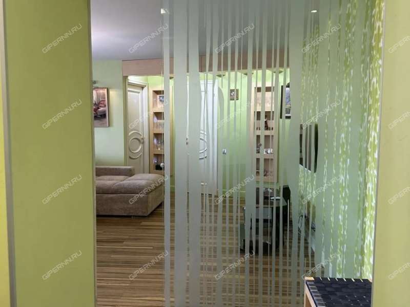 пятикомнатная квартира на Ошарской улице дом 88 к1