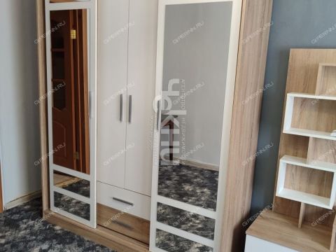 1-komnatnaya-ul-oktyabrskoy-revolyucii-d-56 фото