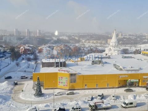 3-komnatnaya-ul-verhnepecherskaya-d-8 фото