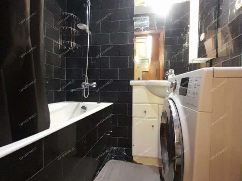 трёхкомнатная квартира на улице Максима Горького дом 152