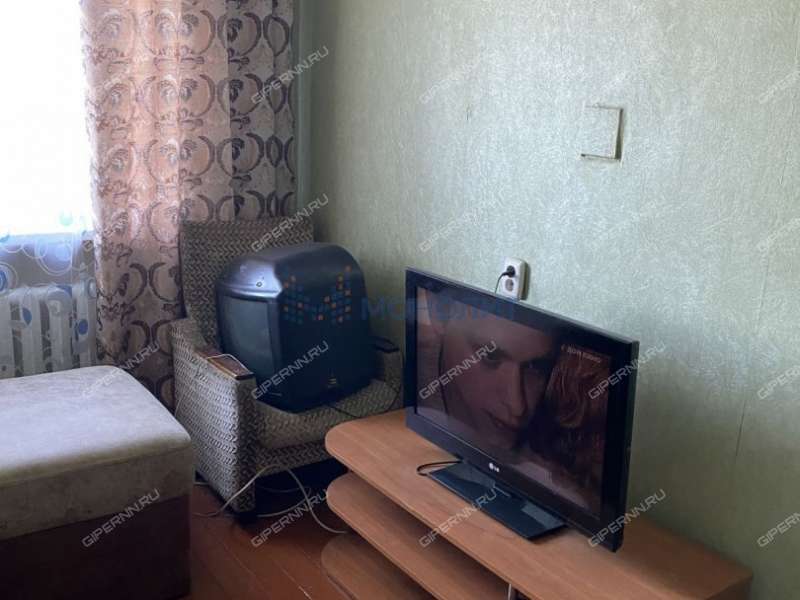 комната в доме 233 на Московском шоссе