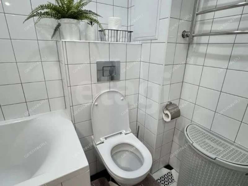 трёхкомнатная квартира на Ковалихинской улице дом 97а