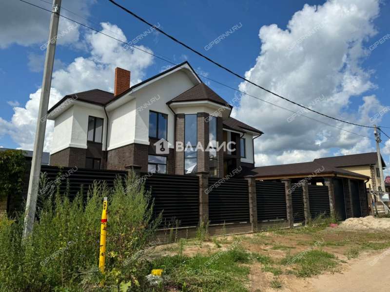 дом на улице Чуйкова Бор