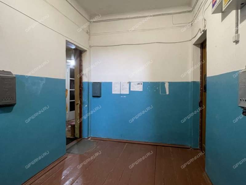 двухкомнатная квартира на улице Ладыжникова дом 3